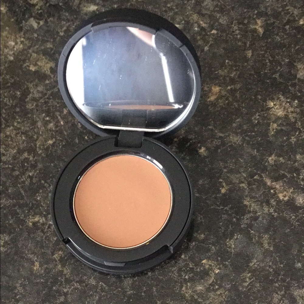 BareMinerals correcting concealer  color tan 1